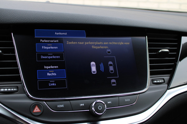 Opel Astra Sports Tourer 1.2 Elegance | Trekhaak | BLIS | Camera | Navigatie | Winterpack