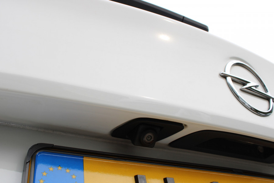 Opel Astra Sports Tourer 1.2 Elegance | Trekhaak | BLIS | Camera | Navigatie | Winterpack
