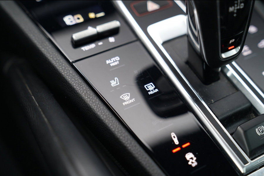 Porsche Cayenne Coupé 3.0 E-Hybrid | Panorama | Bose Sound System | Memory | Luchtvering | Porsche Active Safe | NAP | Dealer onde