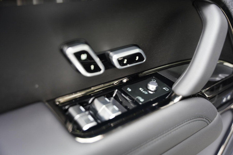 Land Rover Range Rover Sport P460 E Dynamic HSE Light Cloud Leder / Panoramadak / Meridian