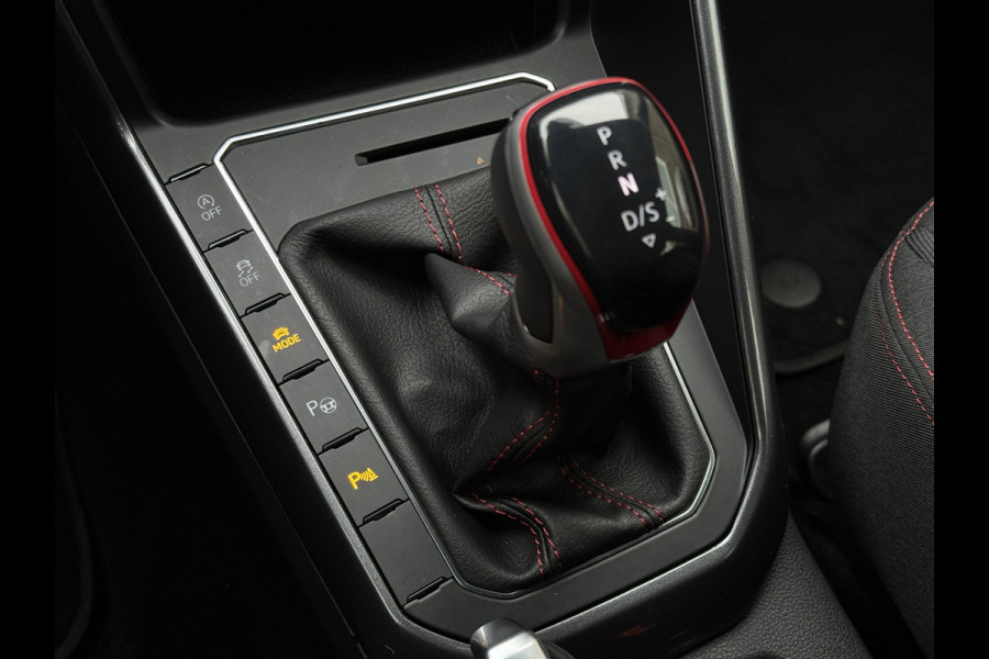 Volkswagen Polo 2.0 TSI GTI TSI 210PK DSG GTI-SPORT CARPLAY/LED/IQ-LIGHT FABRIEKSGARANTIE