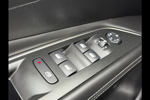 Peugeot 3008 1.2 PureTech Automaat Panorama Carplay Camera Navi Clima Cruise