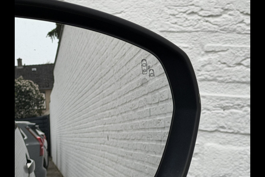 Peugeot 3008 1.2 PureTech Automaat Panorama Carplay Camera Navi Clima Cruise