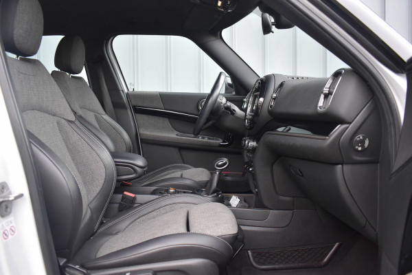 MINI Countryman 1.5 Cooper Chili | Trekhaak | Keyless | Navi | Clima | NL Auto