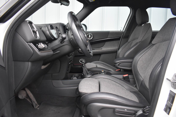 MINI Countryman 1.5 Cooper Chili | Trekhaak | Keyless | Navi | Clima | NL Auto