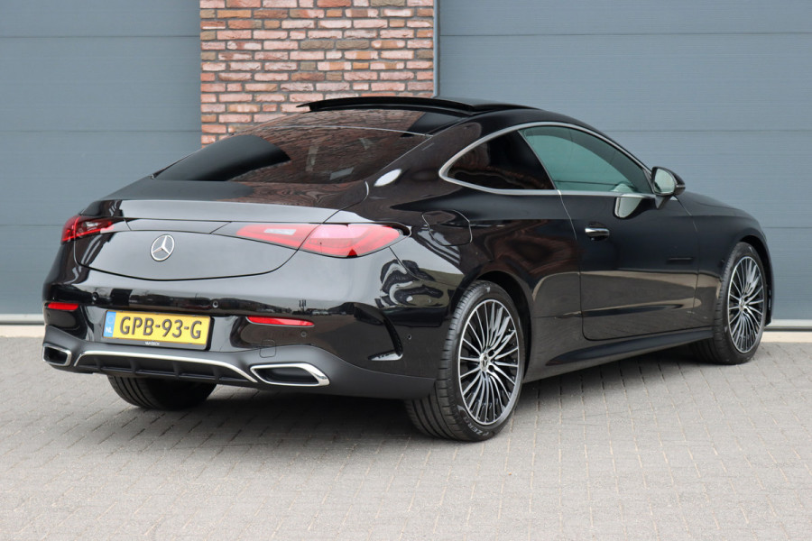 Mercedes-Benz CLE Coupé 200 AMG Line | Distronic Pro | Panoramadak | Memory | Burmester | Verwarmd Stuurwiel | Digital Light | Keyless Go | Camera | Stoelverwarming |