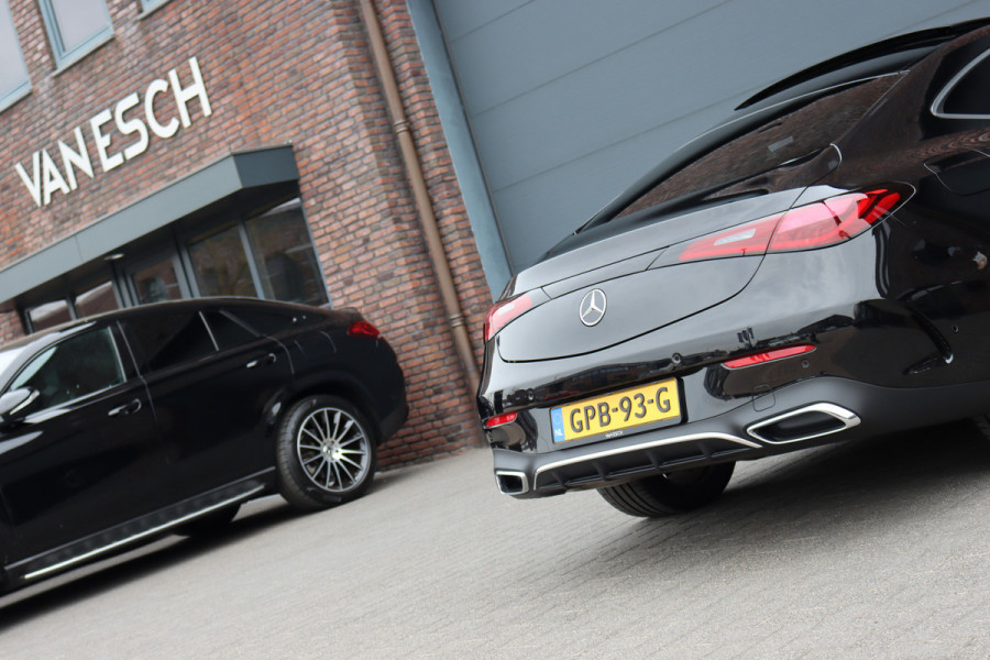 Mercedes-Benz CLE Coupé 200 AMG Line | Distronic Pro | Panoramadak | Memory | Burmester | Verwarmd Stuurwiel | Digital Light | Keyless Go | Camera | Stoelverwarming |