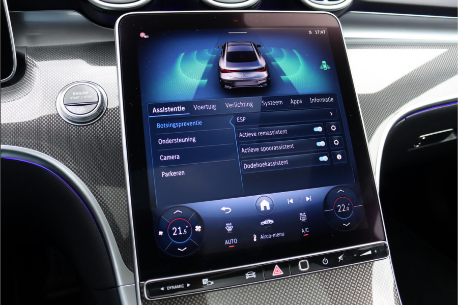 Mercedes-Benz CLE Coupé 200 AMG Line | Distronic Pro | Panoramadak | Memory | Burmester | Verwarmd Stuurwiel | Digital Light | Keyless Go | Camera | Stoelverwarming |