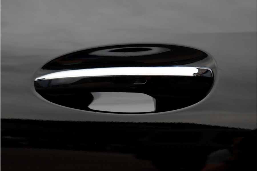 Mercedes-Benz CLE Coupé 200 AMG Line | Distronic Pro | Panoramadak | Memory | Burmester | Verwarmd Stuurwiel | Digital Light | Keyless Go | Camera | Stoelverwarming |