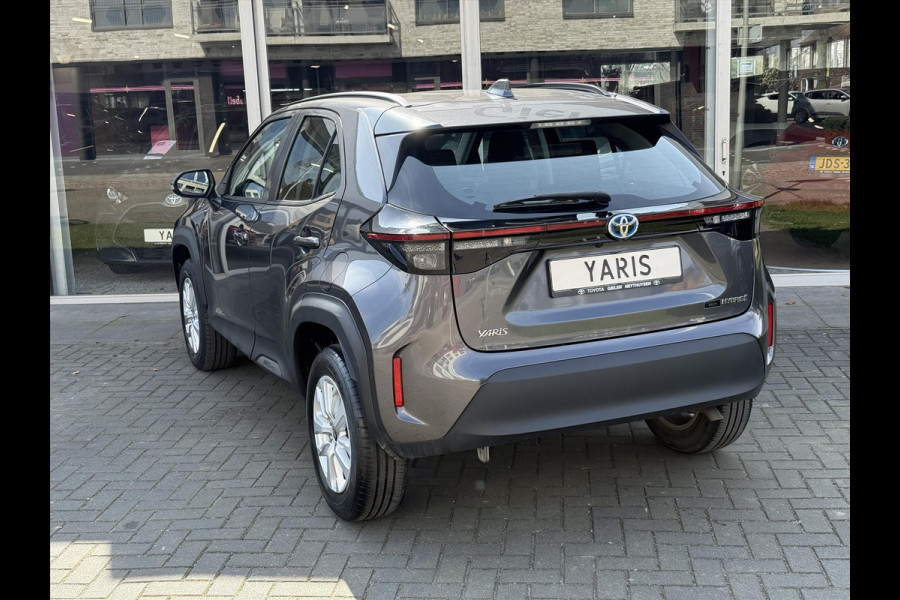Toyota Yaris Cross 1.5 Hybrid Dynamic | Head up display, Elektrische achterklep, Stoel + Stuurverwarming, Smart Connect, Keyless, Startknop, 16 inc