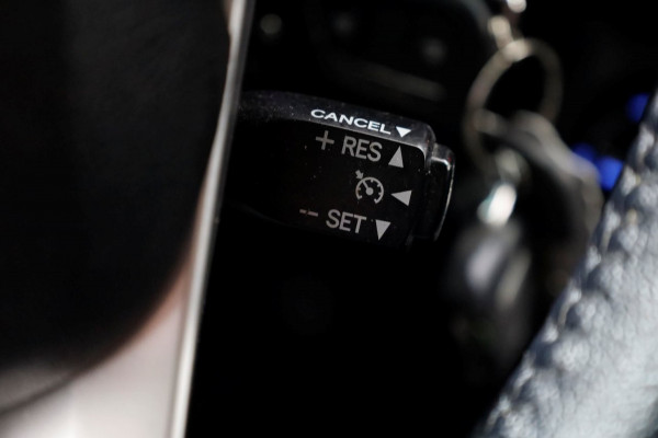 Toyota Hilux 2.4 D-4D-F 150pk E6 4WD 4x4 Double Cab Automaat 2/5-Persoons 08-2019