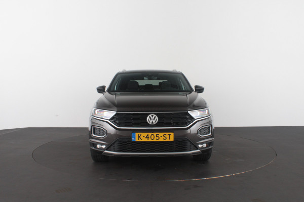 Volkswagen T-Roc 1.5 TSI Sport >150pk/DSG/Black Oak Brown/Camera/ACC/Stoelverwarming