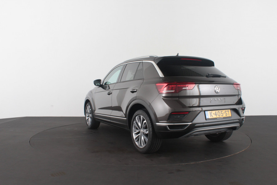 Volkswagen T-Roc 1.5 TSI Sport >150pk/DSG/Black Oak Brown/Camera/ACC/Stoelverwarming