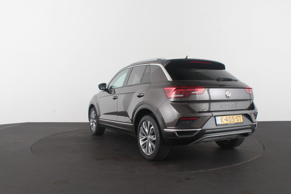 Volkswagen T-Roc 1.5 TSI Sport >150pk/DSG/Black Oak Brown/Camera/ACC/Stoelverwarming