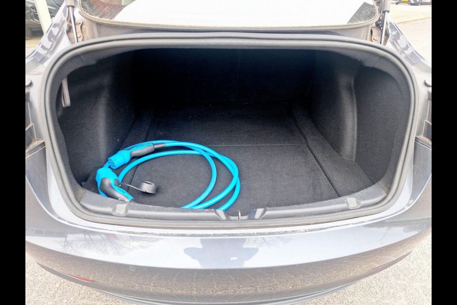 Tesla Model 3 Standard RWD Plus 60 kWh | SOH: nnb | Autopilot | Leder | Camera |