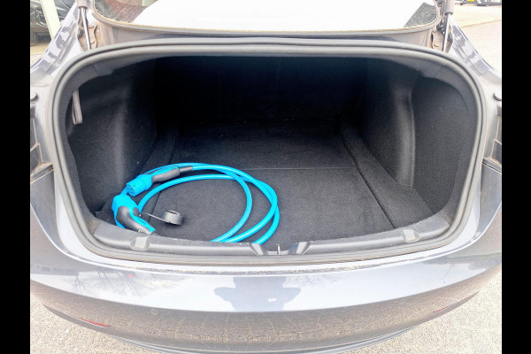 Tesla Model 3 Standard RWD Plus 60 kWh | SOH: nnb | Autopilot | Leder | Camera |