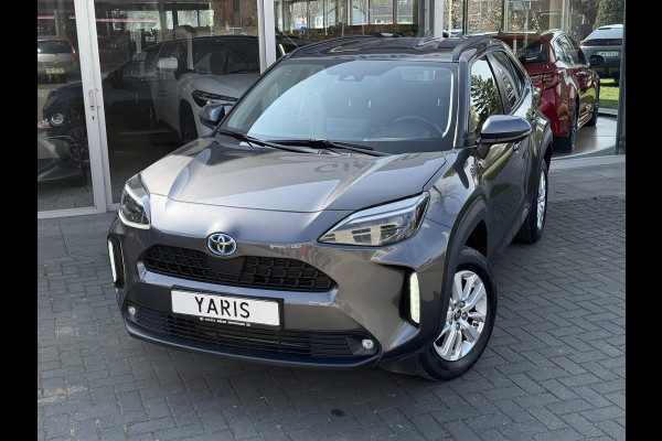 Toyota Yaris Cross 1.5 Hybrid Dynamic | Head up display, Elektrische achterklep, Stoel + Stuurverwarming, Smart Connect, Keyless, Startknop, 16 inc