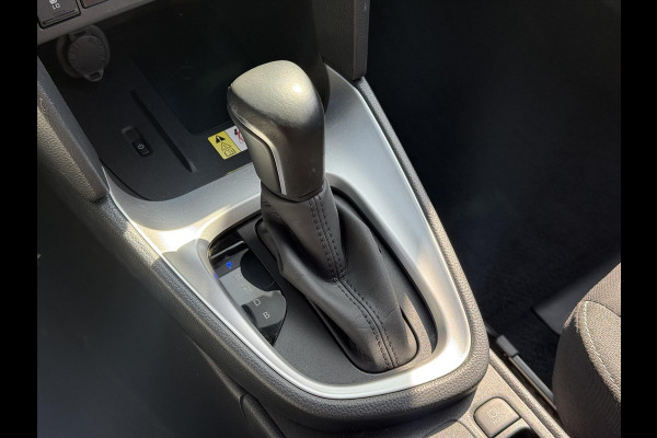 Toyota Yaris Cross 1.5 Hybrid Dynamic | Head up display, Elektrische achterklep, Stoel + Stuurverwarming, Smart Connect, Keyless, Startknop, 16 inc