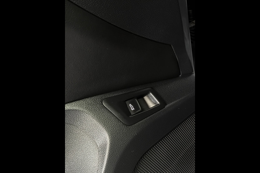 Volkswagen T-Roc 1.5 TSI Style CarPlay Panorama