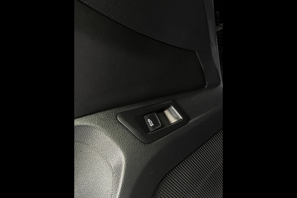 Volkswagen T-Roc 1.5 TSI Style CarPlay Panorama