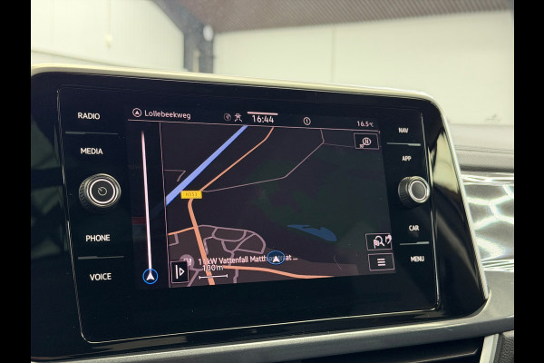 Volkswagen T-Roc 1.5 TSI Style CarPlay Panorama