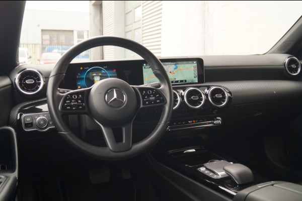 Mercedes-Benz CLA-Klasse Shooting Brake 180 Business Solution -NAVI-ECC-