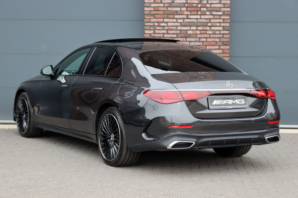 Mercedes-Benz E-Klasse 400 e 4MATIC AMG Line | Hyperscreen | Luchtvering | Achterasbesturing | Distronic+ | HUD | Massage | Burmester | Nappa Leder | Trekhaak | Vlakkenverwarming | Stoelventilatie | Soft-Close |
