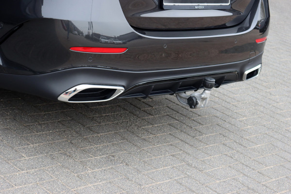 Mercedes-Benz E-Klasse 400 e 4MATIC AMG Line | Hyperscreen | Luchtvering | Achterasbesturing | Distronic+ | HUD | Massage | Burmester | Nappa Leder | Trekhaak | Vlakkenverwarming | Stoelventilatie | Soft-Close |