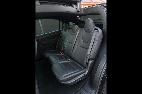 Tesla Model X 75D Base Auto Pilot Trekhaak Black Pack