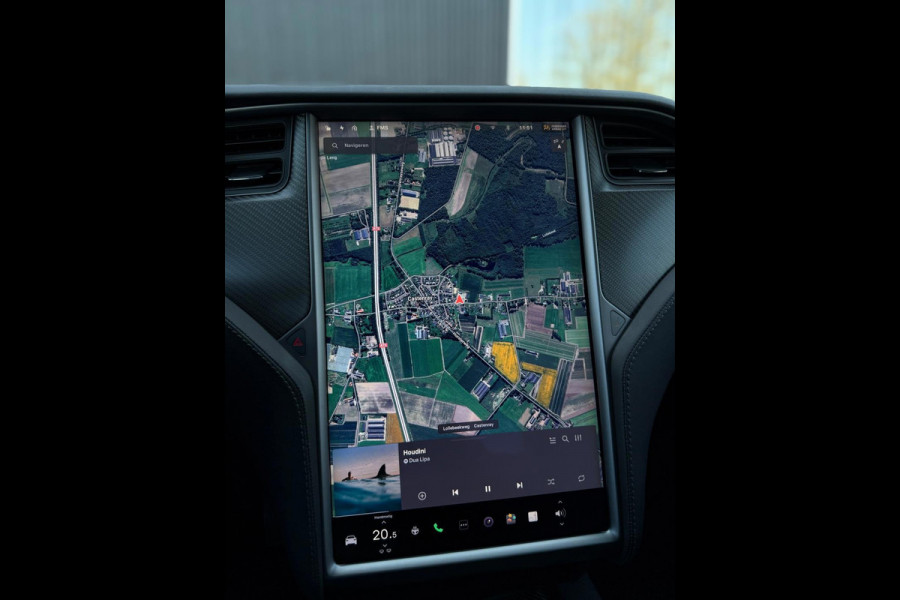 Tesla Model X 75D Base Auto Pilot Trekhaak Black Pack