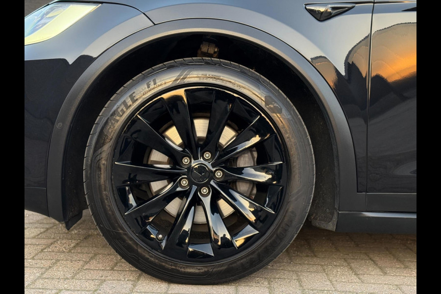 Tesla Model X 75D Base Auto Pilot Trekhaak Black Pack
