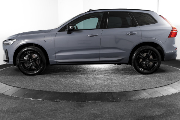 Volvo XC60 2.0 T6 Plug-in hybrid AWD R-Design - Automaat | S/K-Panodak | Harman/Kardon | Elek. Trekhaak | Dig. Cockpit | Adapt. Cruise | Stoel-+Stuurverw. | PDC | Camera | NAV + App. Connect | ECC | Elek. Klep | LM 19" |