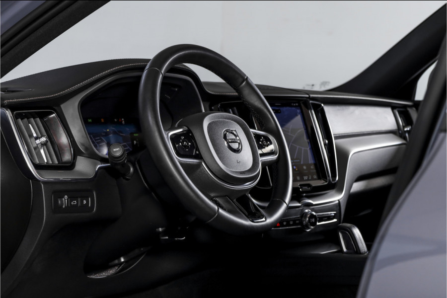 Volvo XC60 2.0 T6 Plug-in hybrid AWD R-Design - Automaat | S/K-Panodak | Harman/Kardon | Elek. Trekhaak | Dig. Cockpit | Adapt. Cruise | Stoel-+Stuurverw. | PDC | Camera | NAV + App. Connect | ECC | Elek. Klep | LM 19" |
