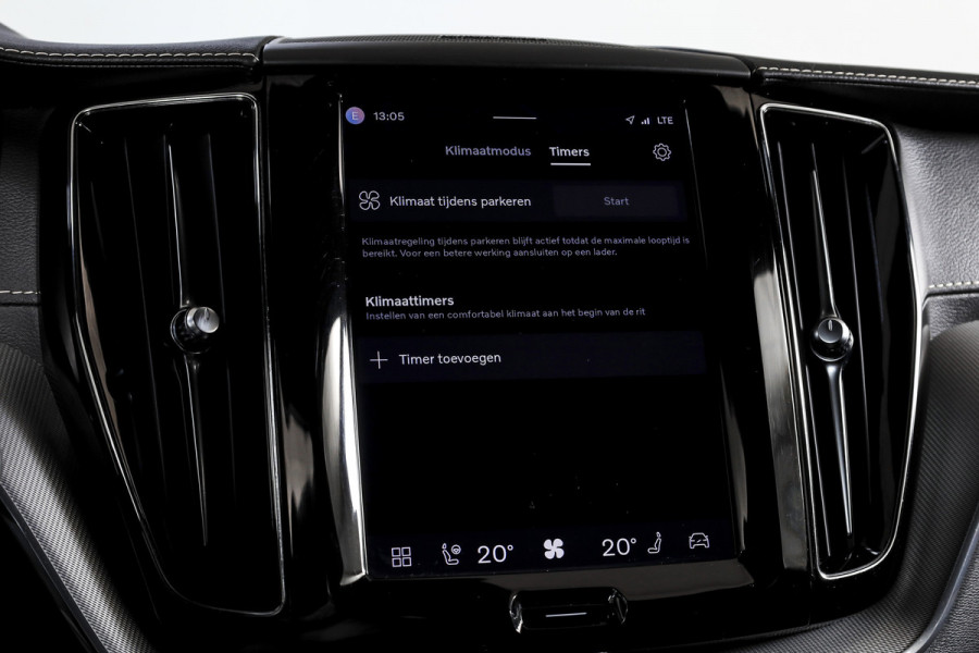 Volvo XC60 2.0 T6 Plug-in hybrid AWD R-Design - Automaat | S/K-Panodak | Harman/Kardon | Elek. Trekhaak | Dig. Cockpit | Adapt. Cruise | Stoel-+Stuurverw. | PDC | Camera | NAV + App. Connect | ECC | Elek. Klep | LM 19" |