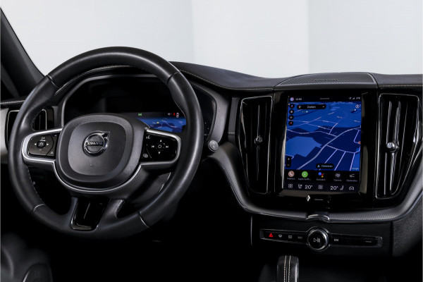 Volvo XC60 2.0 T6 Plug-in hybrid AWD R-Design - Automaat | S/K-Panodak | Harman/Kardon | Elek. Trekhaak | Dig. Cockpit | Adapt. Cruise | Stoel-+Stuurverw. | PDC | Camera | NAV + App. Connect | ECC | Elek. Klep | LM 19" |