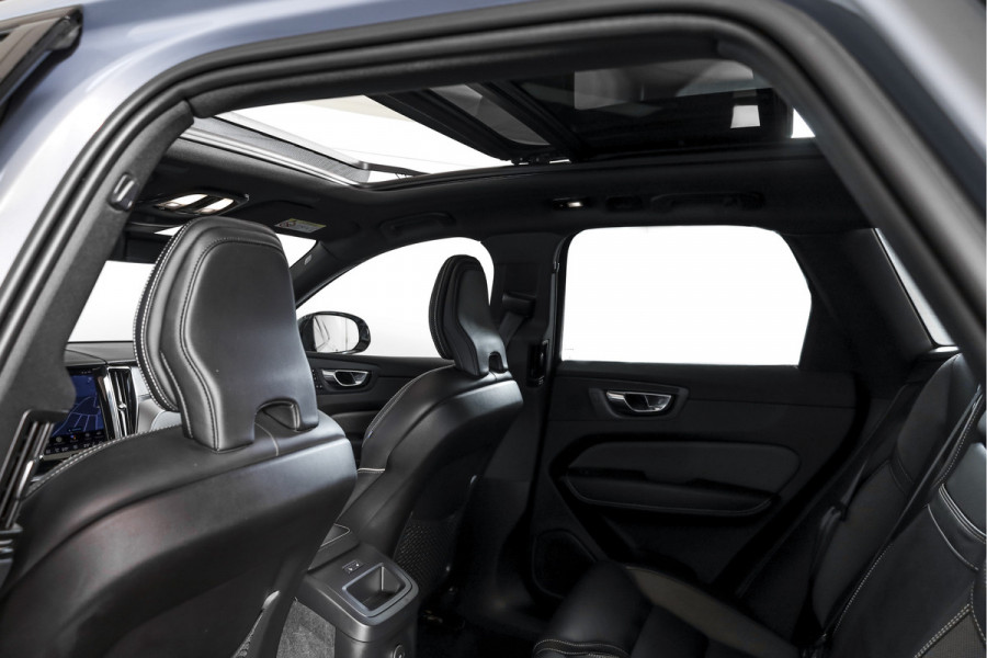 Volvo XC60 2.0 T6 Plug-in hybrid AWD R-Design - Automaat | S/K-Panodak | Harman/Kardon | Elek. Trekhaak | Dig. Cockpit | Adapt. Cruise | Stoel-+Stuurverw. | PDC | Camera | NAV + App. Connect | ECC | Elek. Klep | LM 19" |
