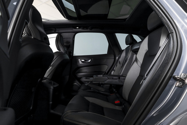 Volvo XC60 2.0 T6 Plug-in hybrid AWD R-Design - Automaat | S/K-Panodak | Harman/Kardon | Elek. Trekhaak | Dig. Cockpit | Adapt. Cruise | Stoel-+Stuurverw. | PDC | Camera | NAV + App. Connect | ECC | Elek. Klep | LM 19" |