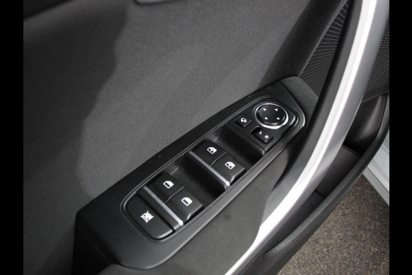 Kia Ceed Sportswagon 1.0 T-GDi DynamicLine Climate control | Cruise control | Lane assist | Parkeersensor achter | Camera | Navigatie | Lichtmetalen velgen | Apple Carplay/ Android Auto