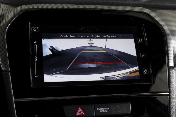 Suzuki Vitara 1.4 Boosterjet Stijl 140 PK - Automaat Org. NL | S/K-Panodak | Adapt. Cruise | Stoelverw. | PDC | Camera | NAV + App. Connect | ECC | LM 17" |