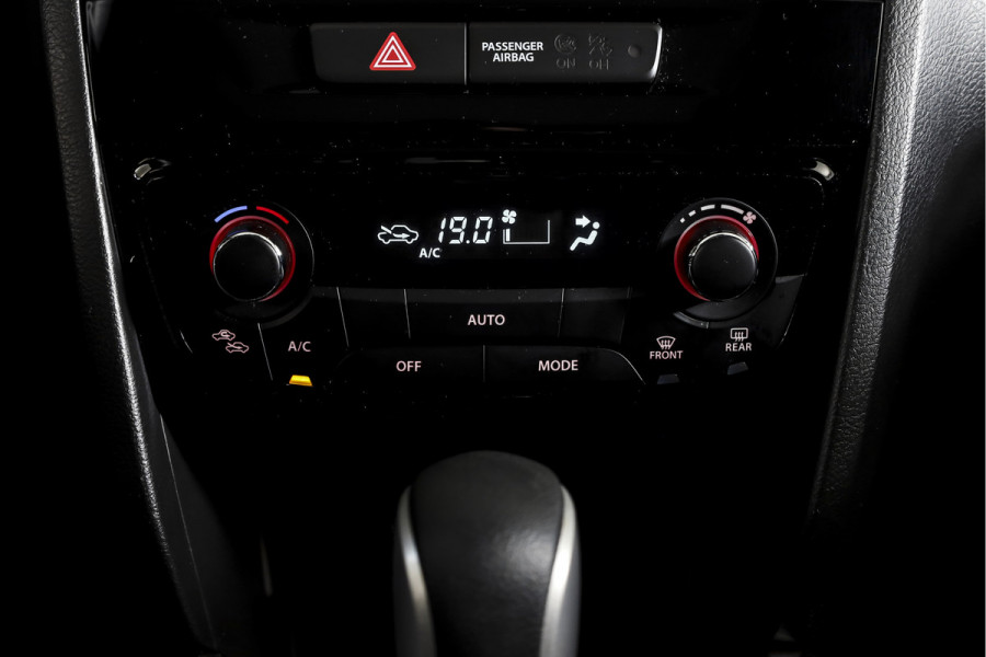 Suzuki Vitara 1.4 Boosterjet Stijl 140 PK - Automaat Org. NL | S/K-Panodak | Adapt. Cruise | Stoelverw. | PDC | Camera | NAV + App. Connect | ECC | LM 17" |