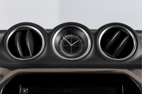 Suzuki Vitara 1.4 Boosterjet Stijl 140 PK - Automaat Org. NL | S/K-Panodak | Adapt. Cruise | Stoelverw. | PDC | Camera | NAV + App. Connect | ECC | LM 17" |