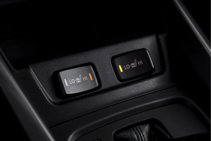 Suzuki Vitara 1.4 Boosterjet Stijl 140 PK - Automaat Org. NL | S/K-Panodak | Adapt. Cruise | Stoelverw. | PDC | Camera | NAV + App. Connect | ECC | LM 17" |