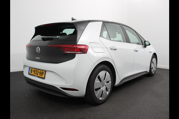 Volkswagen ID.3 Pro Life 58 kWh 204pk Navi Carplay PDC VA Full LED Adaptive Cruise Control 204pk 58 kWh Accu!