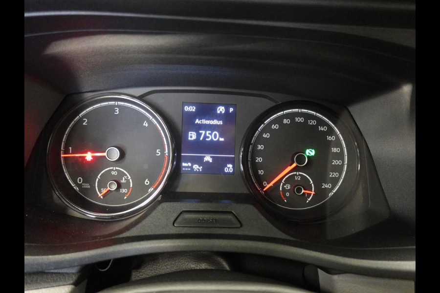 Volkswagen Transporter 2.0 TDI L2H1 28 Highline Automaat Camera | Airco | Cruise control | Navigatie | Trekhaak | Lichtmetalen velgen | Apple Carplay/ Android Auto | LED