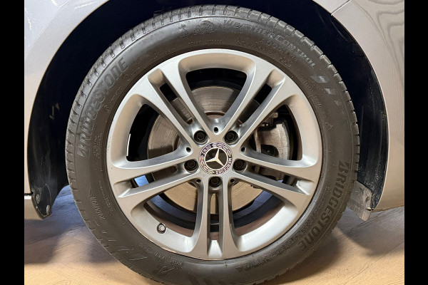 Mercedes-Benz A-Klasse A200 AUT. LED AMERA PDC VOOR EN ACHTER ACC APPLE CARPLAY NAVI STOELVERWARMING