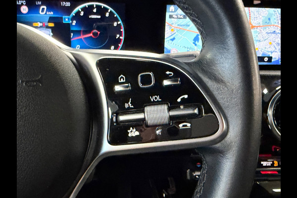 Mercedes-Benz A-Klasse A200 AUT. LED AMERA PDC VOOR EN ACHTER ACC APPLE CARPLAY NAVI STOELVERWARMING