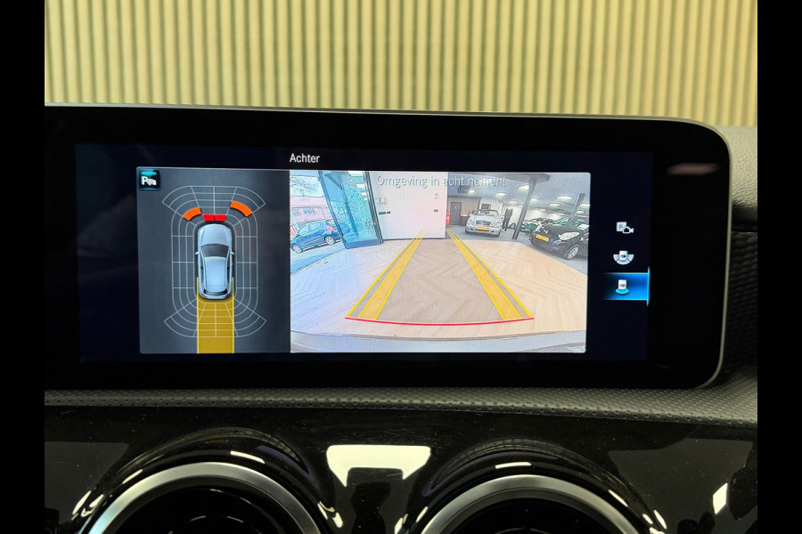Mercedes-Benz A-Klasse A200 AUT. LED AMERA PDC VOOR EN ACHTER ACC APPLE CARPLAY NAVI STOELVERWARMING