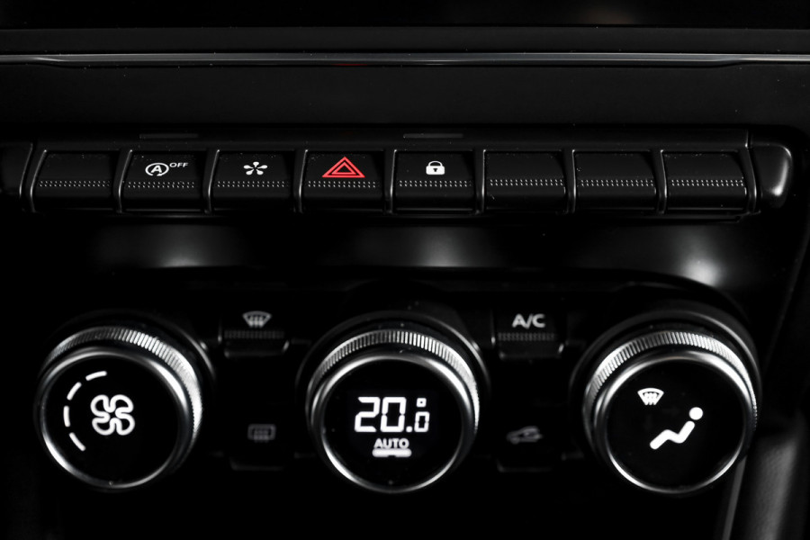 Renault Captur 1.0 TCe 100 Intens 101 PK Orig. NL | Cruise | PDC | Camera | NAV + App. Connect | ECC | Trekhaak | LM 17" |