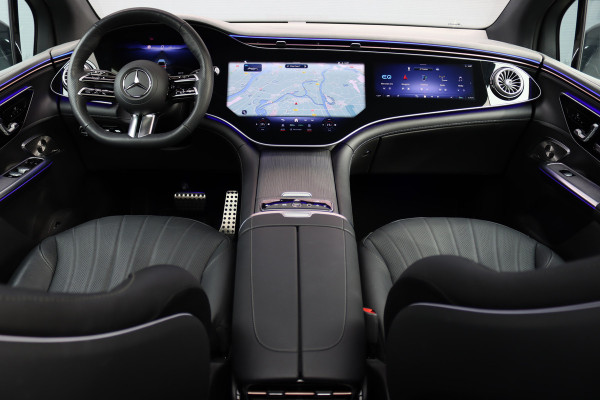 Mercedes-Benz EQE SUV 300 AMG Line Premium 91 kWh | Hyperscreen | Luchtvering | Distronic+ | Trekhaak | Verwarmd Stuurwiel | Burmester | Panoramadak | Digital Light | Surround Camera |
