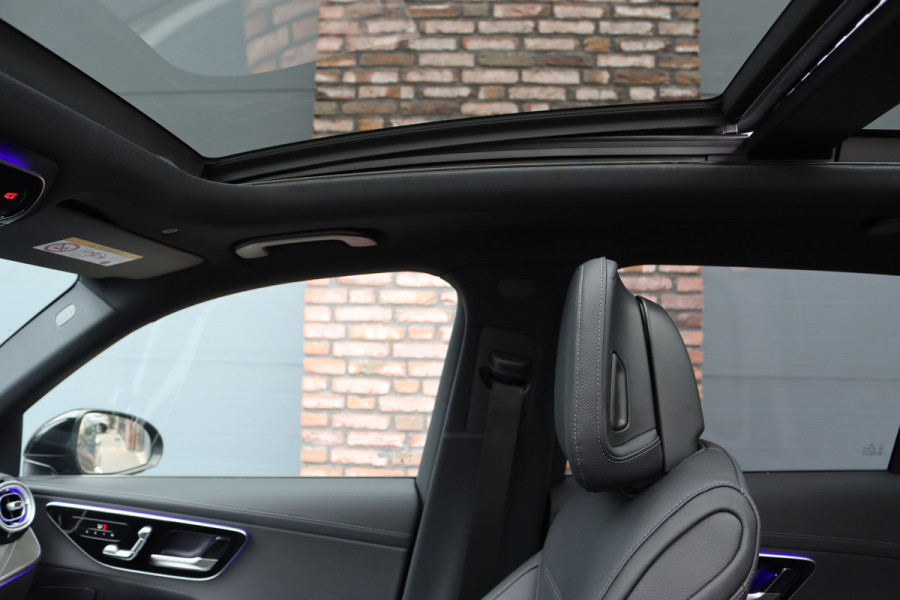 Mercedes-Benz GLC 300de 4MATIC AMG Line | Distronic+ | Panoramadak | Memory | Trekhaak | Digital Light | HUD | Verwarmd Stuurwiel | Surround Camera | Augmented Reality |